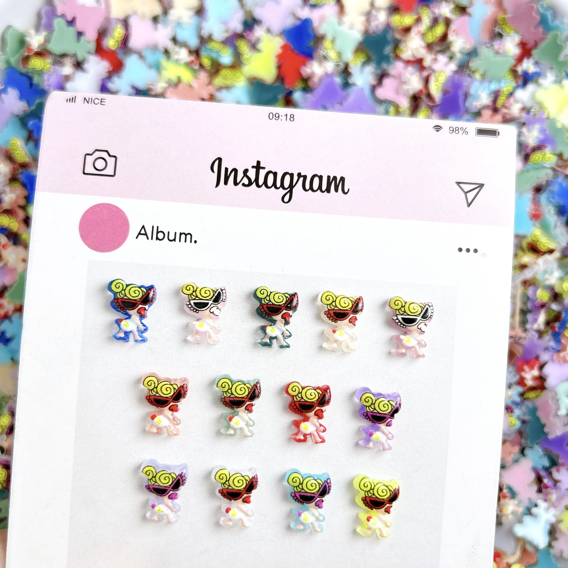 

20PCS Novelty Quirky Pacifier Dolls Resin Nail Art Charms 3D Cartoon Colored Glasses Children Nail Decorations DIY Hairpin Nails