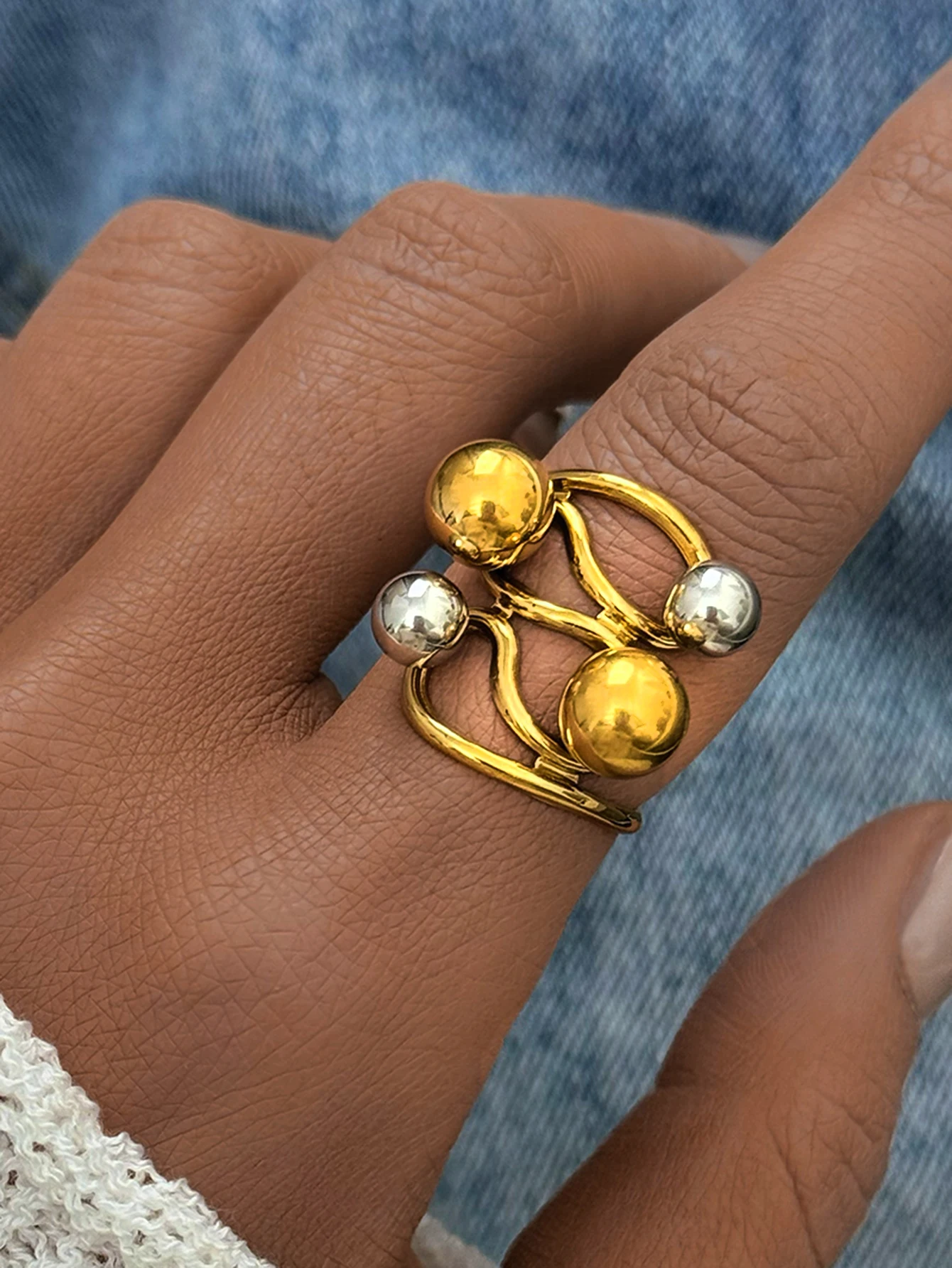Stainless Steel Creative Individualistic Ball Ring 2025 Colorfast Popular Party Personalized Exaggerated Charms Jewelry Women