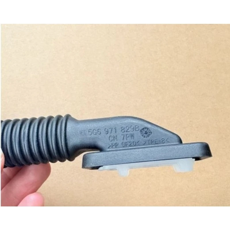 Luggage Compartment Wire Sheath Dust Cover Hose Brand New Genuine for Volkswagen Golf 7 7.5 Tharu Talagon 5G6 971 829B