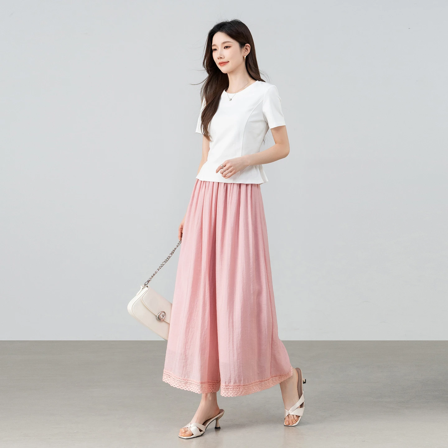 SENTUBILA Women's Wide Leg Pant Summer Cut Out Lace Hem Elastic Waist Cropped Trousers 2026 Slim Fit Office White Pant 162KD4753