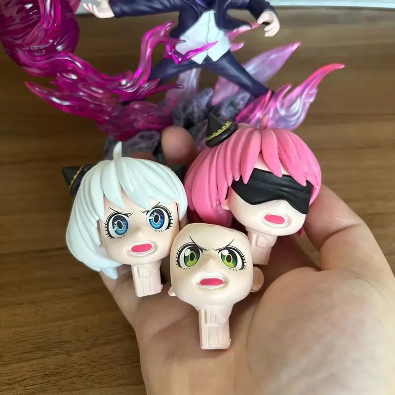 Figurka Anime Spy Family Anya Forger z Wymiennymi Głowami Świecący Model Lalka Gojo Satoru Ozdoba Statuetka Zabawka Prezent