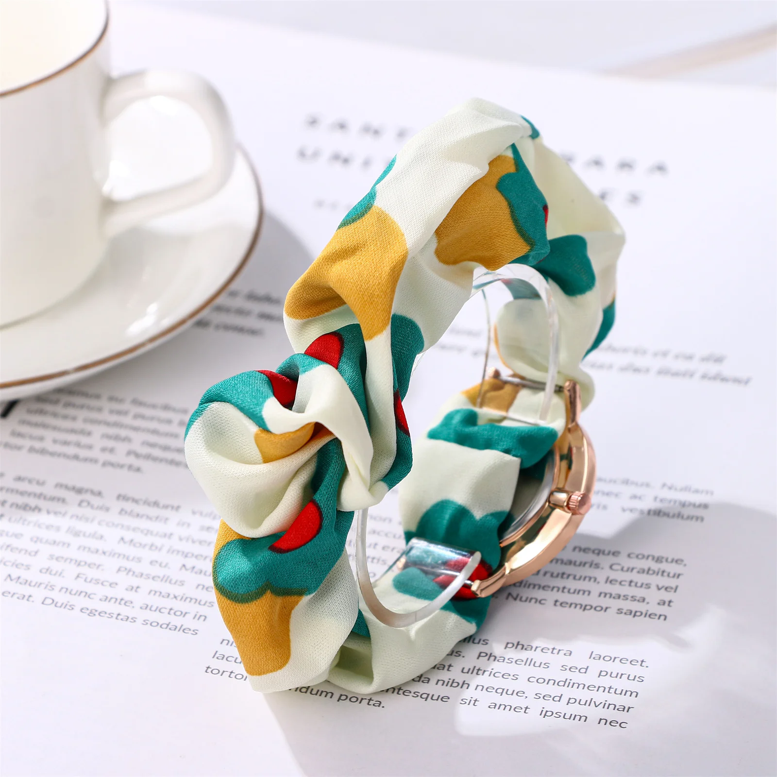 LANCARDO-reloj Scrunchie de cuerda elástica para mujer, delicado reloj de pulsera de moda, multifuncional, ultrafino, reloj de Estudiante