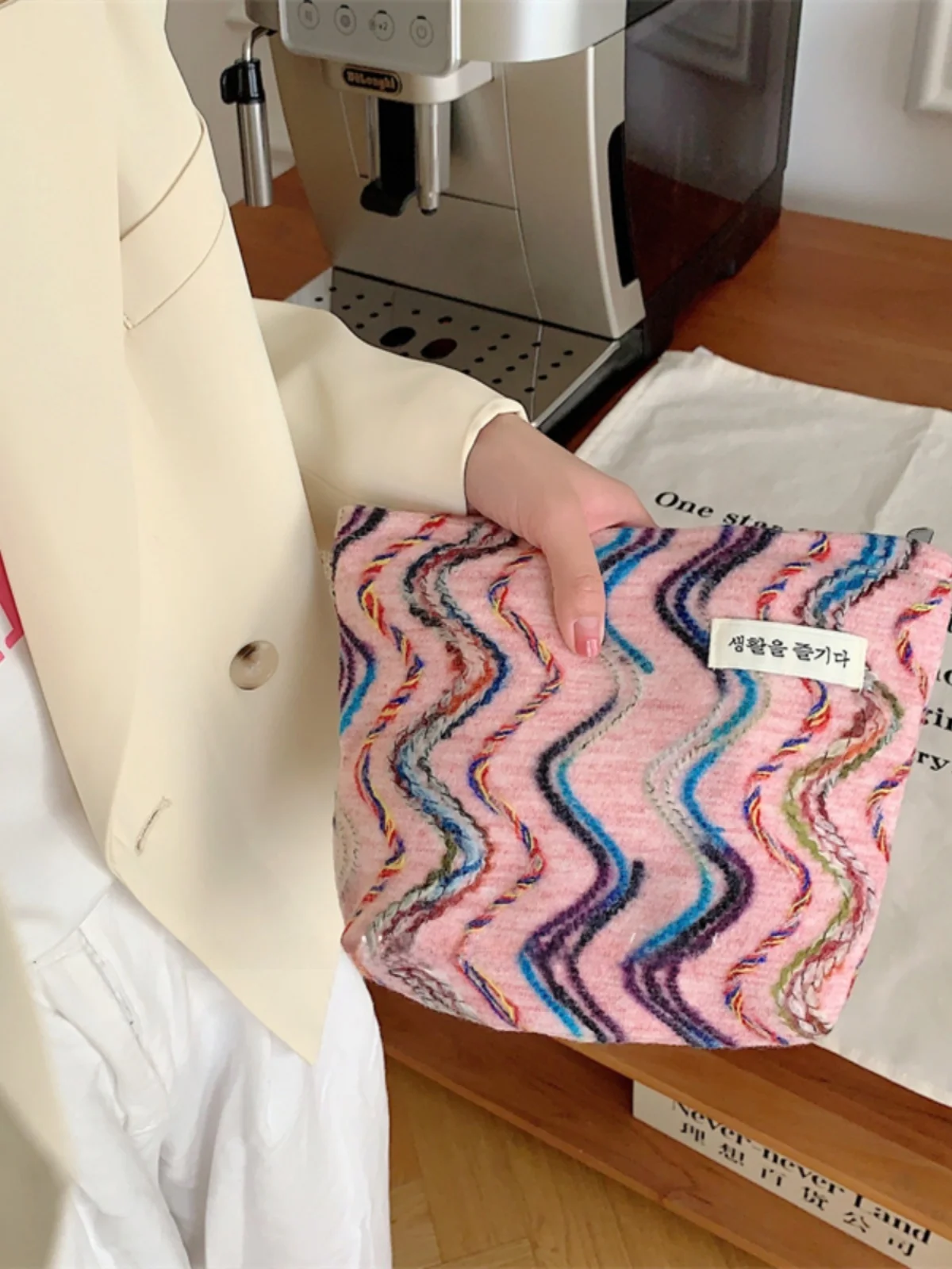 

Thiened Embroidery Armpit Bag Rainbow Stripes Canvas Large Capaci Ladies Handbag Soft Tote Bag Casual Korean Sle Handbag