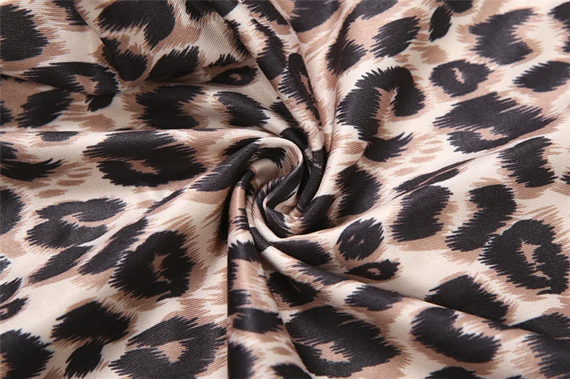 Damskie dresy z nadrukiem literek i panterki, modny, casualowy zestaw dwuczęściowy: bluza z kapturem zapinana na zamek z długim rękawem + spodnie typu flare.