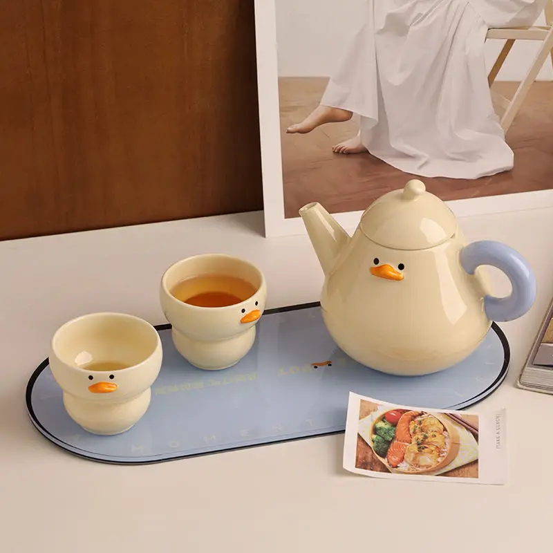 

3pcs Ceramic Relief Duckling Coffee Pot Mug, Bright Yellow Cartoon Daily Drinking Cup, Office Tea Gift Set Christmas Halloween