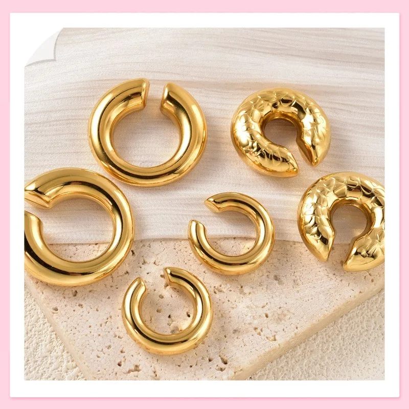 

Gold Earrings Circle Ear Clips Non-Perforated No Pierced Ear Bone Clips Textured Earrings Stacked Belt