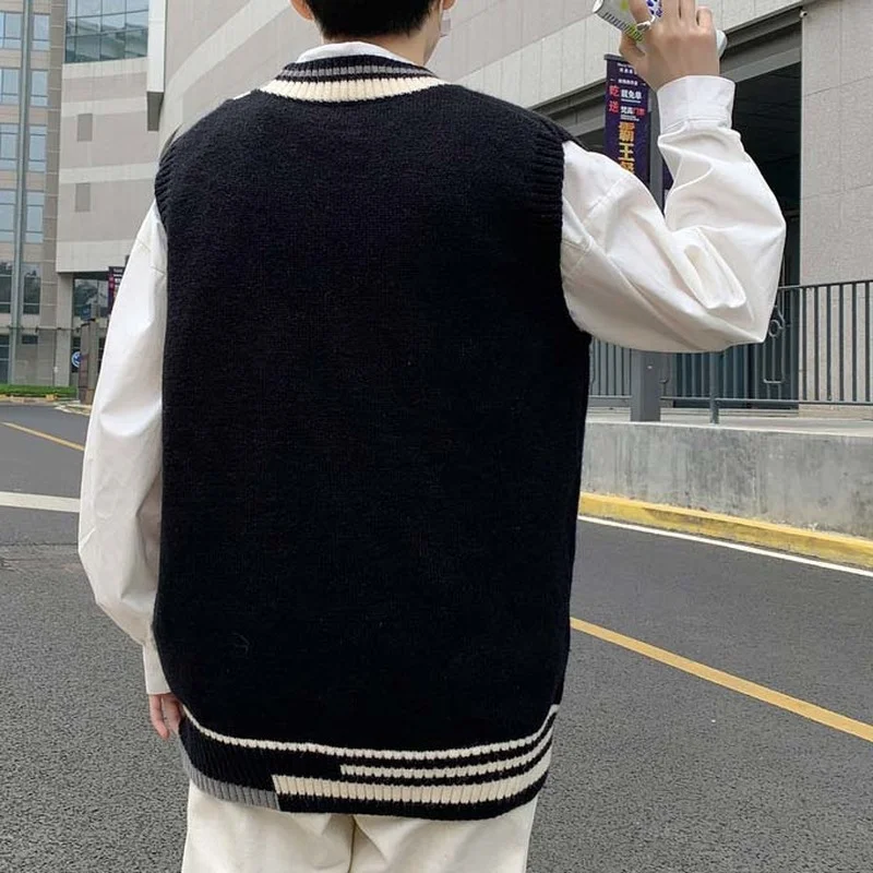 Thumbnail 3 - #26 Discounted Oversized Knit Jumpers Worth Buying