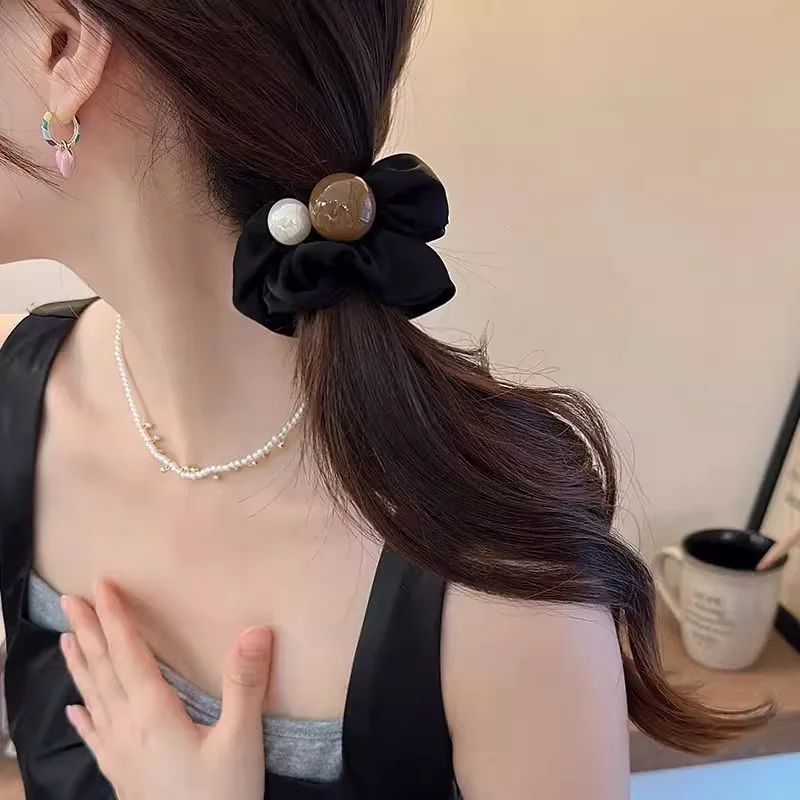 الحد الأدنى لؤلؤة Scrunchie الشعر Tie2025New العصابات الشعر المرنة النساء العلاقات الشعر الأنيقة عالية الجودة العصابات الشعر