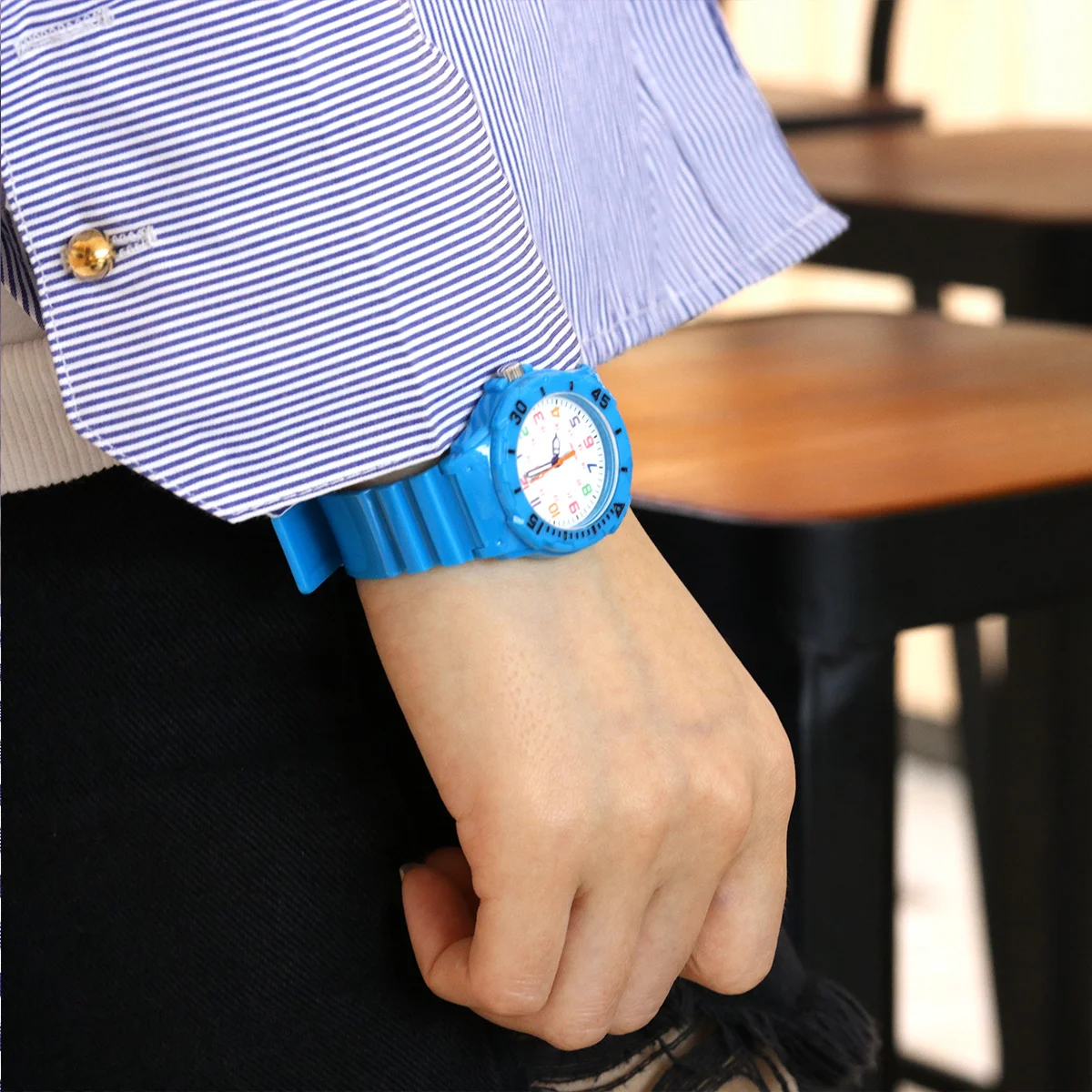 Kids Waterproof Watch Sky-Blue Adjustable Pu Strap Sports Wristwatch For Children Boys Girls Swimming Bathing Gift Quartz
