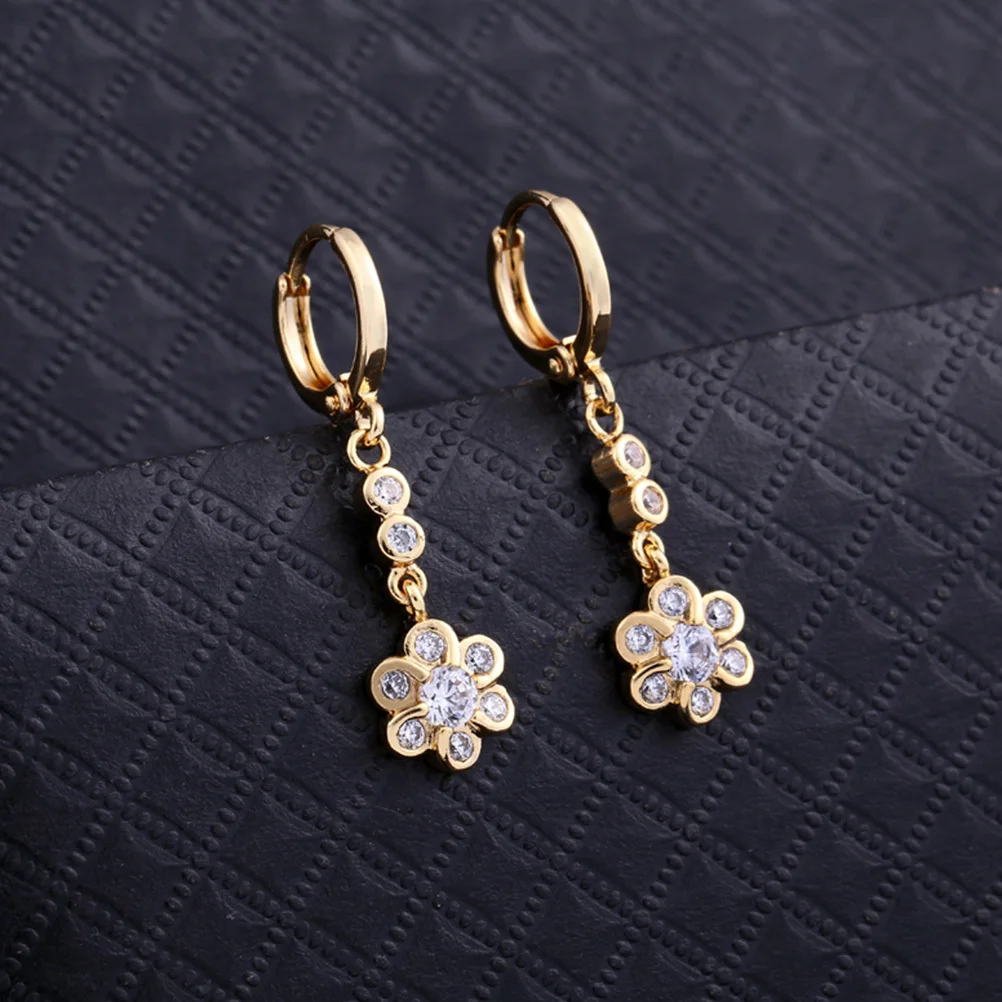

1Pair Flower Zircon Earrings Stylish Minimalist Design Casual Office Party Women Ear Rings Gold Simple Gift Women Earrings