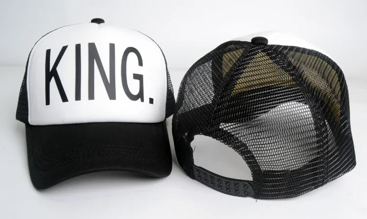 KING QUEEN เบสบอลหมวกพิมพ์ผู้ชายผู้หญิงตาข่ายฤดูร้อน Visor Snapback หมวกสีขาวสีดําคู่ Lover Hip Hop หมวกกีฬา