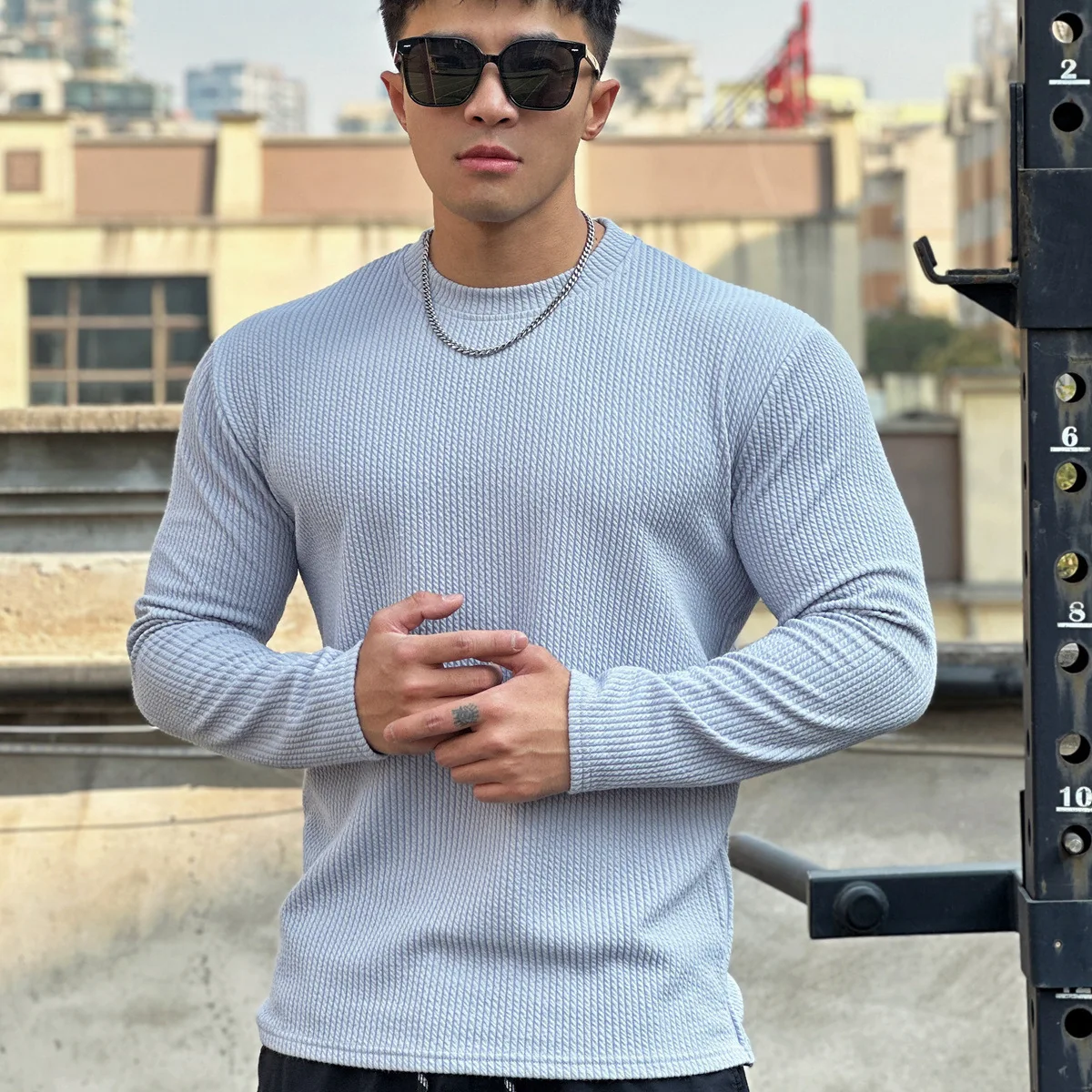 

Men's New Casual Loose-Fit Embrace Comfort and Style with this Long-Sleeve Pullover, Ideal for Both Athletic and Casual Wear