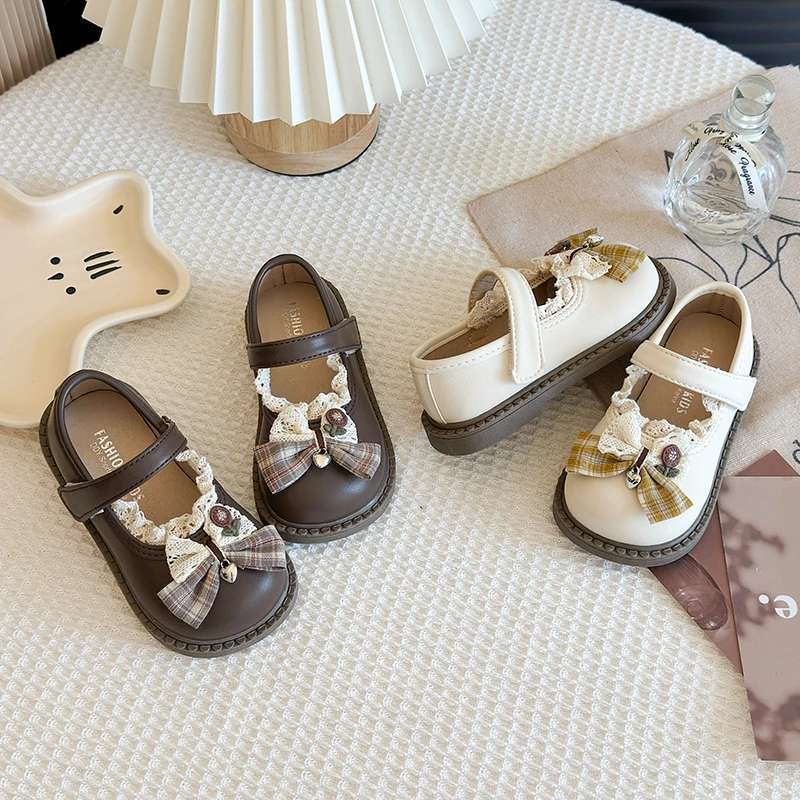 

Spring Autumn Girls Mary Jane Shoes Lolita Children Embroidered Flat Shoes Sweet Bow Wedding Party Kids Princess Leather Shoes