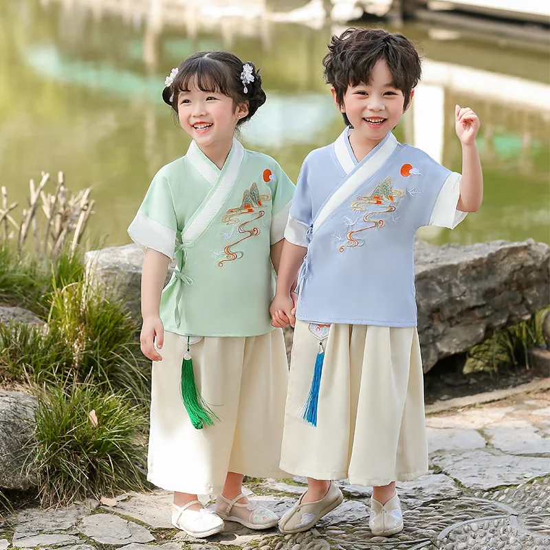 

Cute Boy And Girl Ancient Chinese Hanfu Suit Vinatge Traditional Dance Perform Costume Kids Martial Arts Student Uniform Cosplay