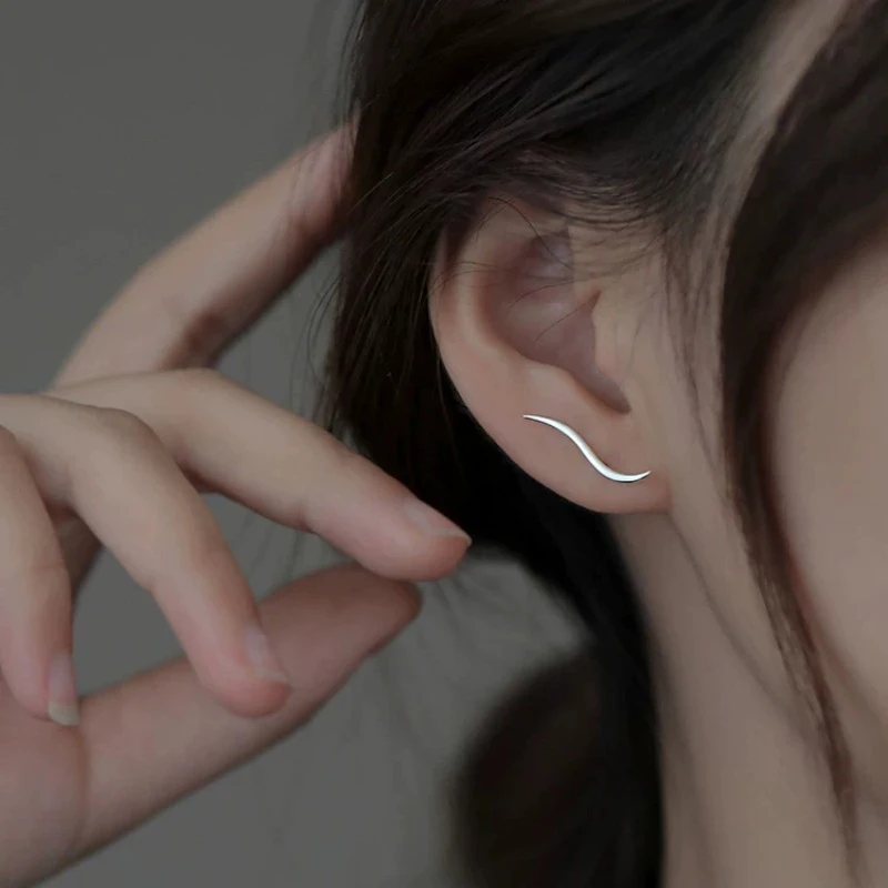 GANPUP Kreative Einfache Wellen-Ohrstecker für Frauen, Modische Neue Silberfarbene Ohrpiercing-Schmuckstücke, Geschenk für Damen, Party-Schmuck – Detail 2
