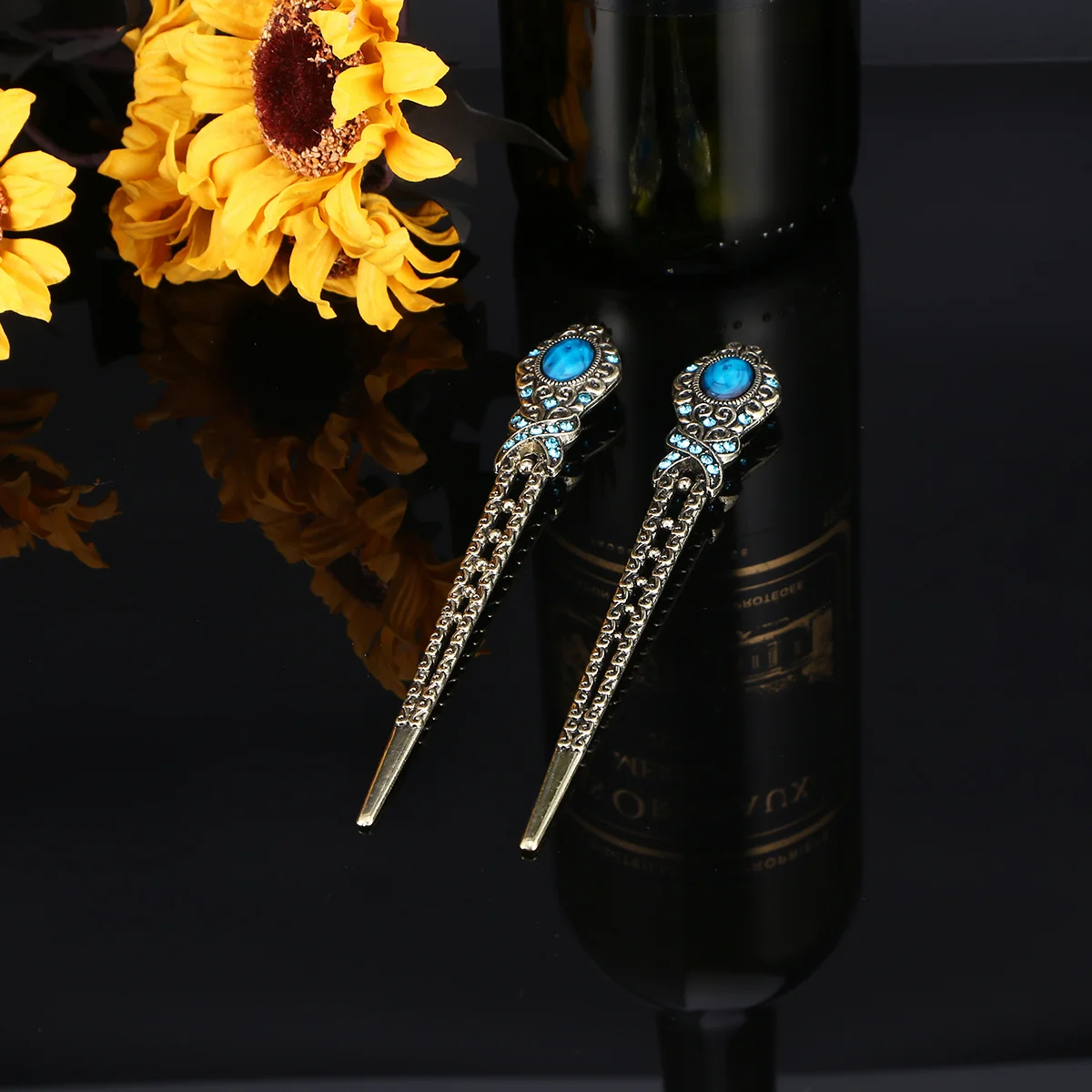 

2 PCS Rhinestone Butterfly Hairpins Vintage Bronze Retro Clip Elegant Style Traditional Chinese Accessories Bridal Party