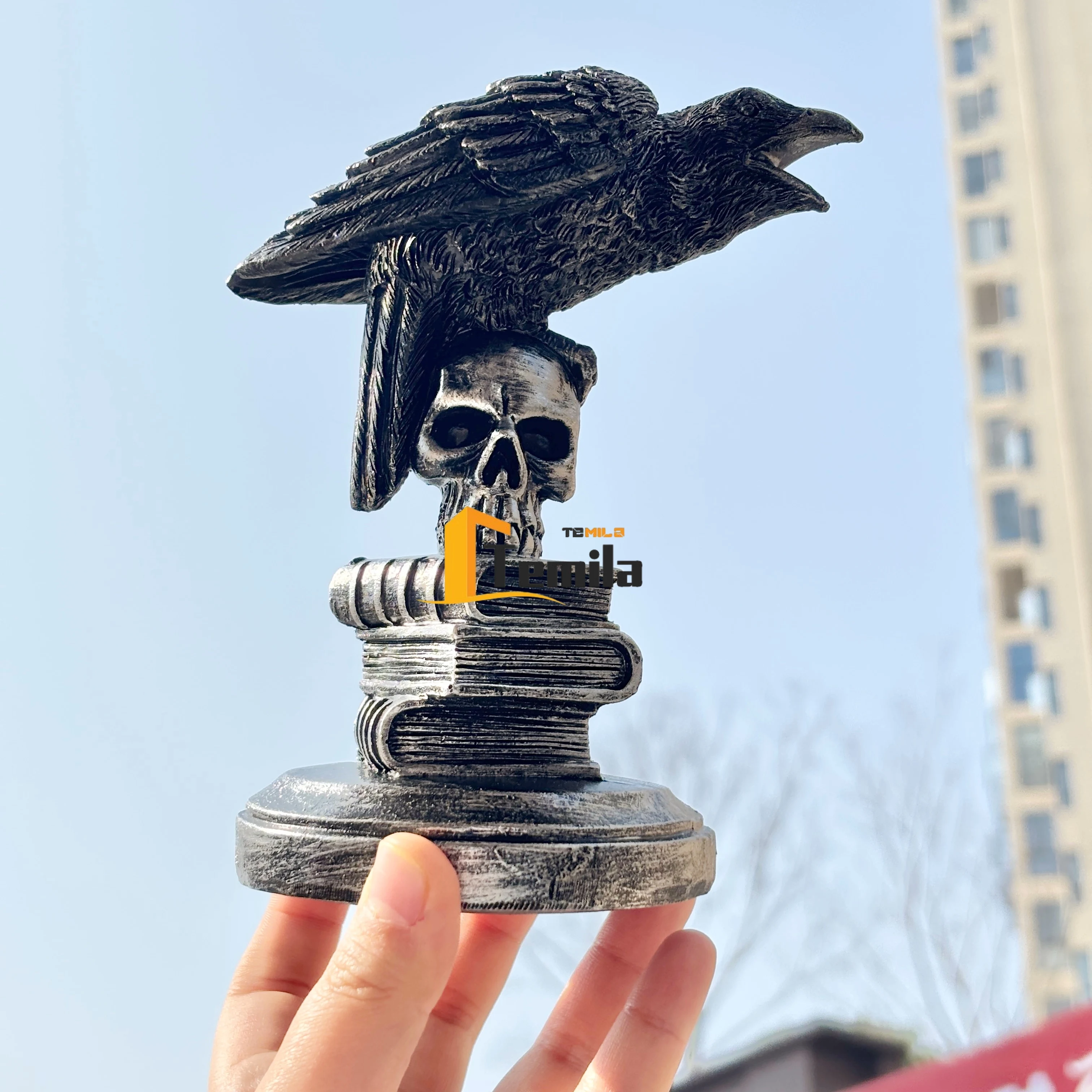 20cm Halloween Gothic Crow Skull Figurine Realistic Resin Statue escape room prop Desktop Home Decor ornament Craft adult Gift