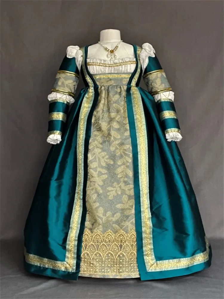 16th Century  Lucrezia Borgia Dress Italian Renaissance  Tudor Queen Elizabeth Costume Ball Gown