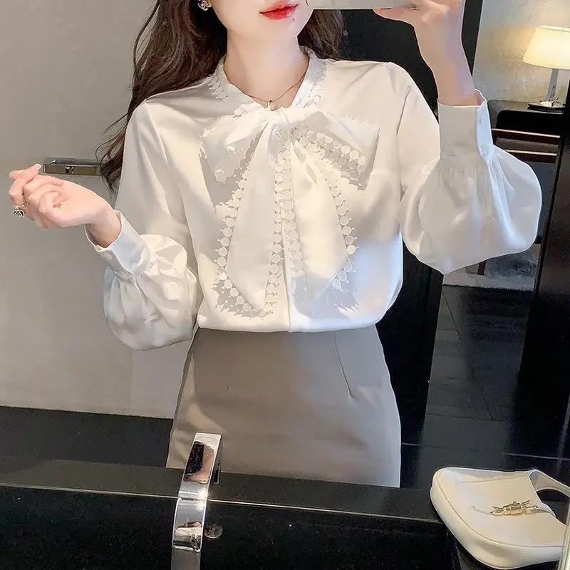 Butterfly Knot Chiffon Shirt for Women New Style Stylish Long Sleeved Lace Bottom Shirt Top