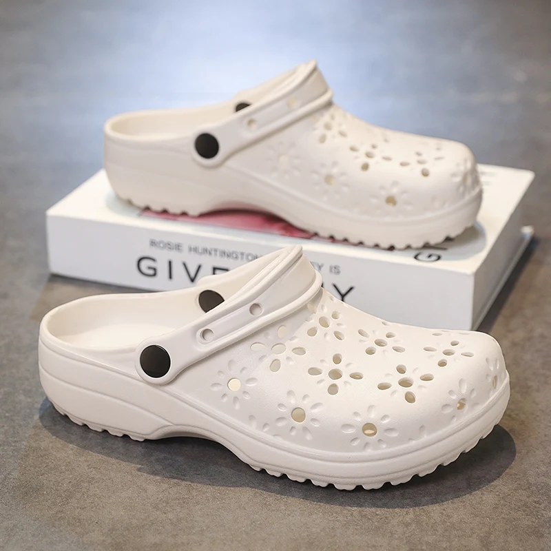 

Luxury Girls Clogs Children Summer Beach Sandals Shoes Casual Slip on Shoes Lightweight Kids Slippers Sandals for Girls Women