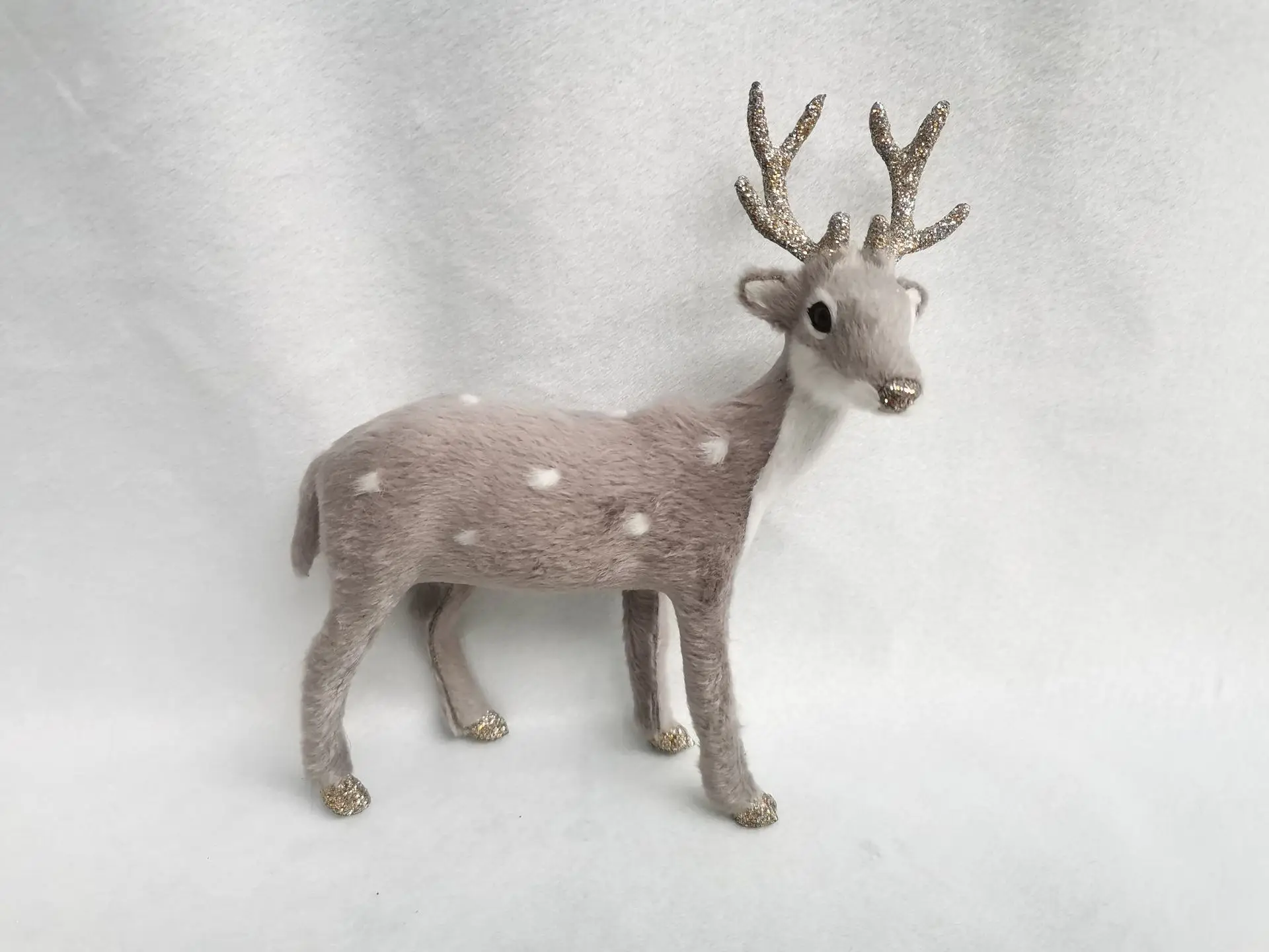 15cm Simulation Elk Plastic Stuffed Toys Creative Sika Deer Ornaments