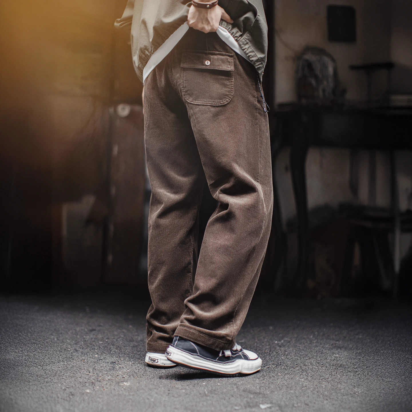 

Maden Vintage Men's Corduroy Pants Coffee Brown Heavyweight Straight Leg Trousers Draped Wide Casual Pants for Fall Winter