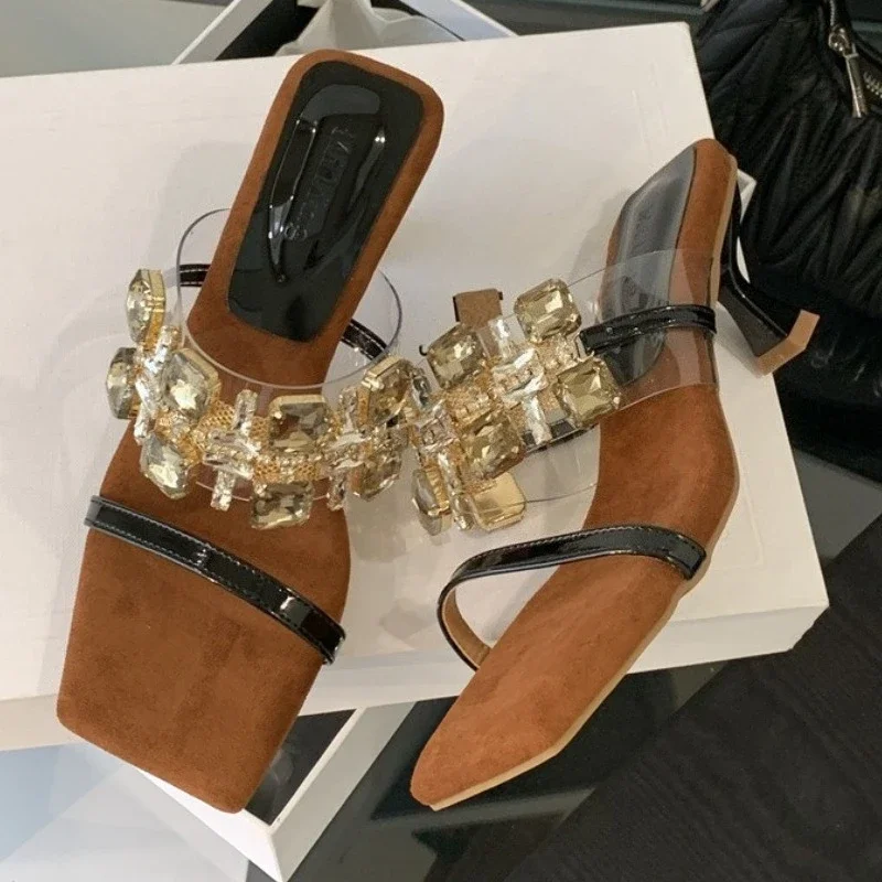 

Прозрачные женские шлепанцы из ПВХ на высоком каблуке с бриллиантами, элегантные модельные туфли с квадратным носком, женские роскошные брендовые сандалии, женские тапочки