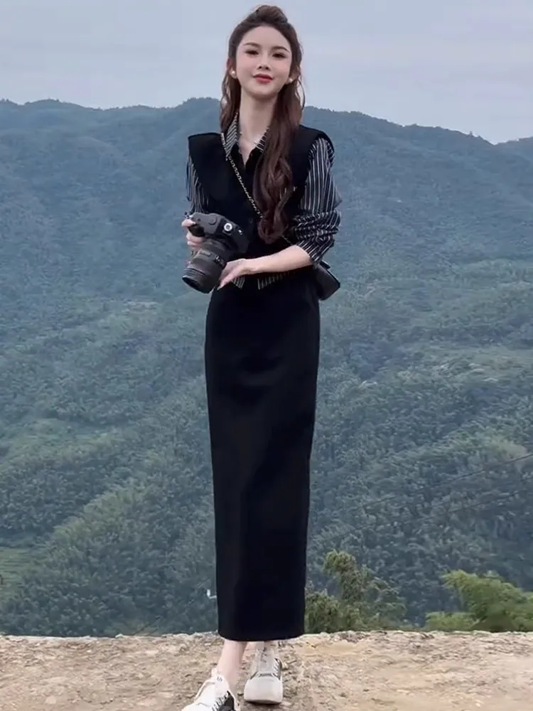 

Комплект из топа и юбки Salt Series: новинка ранней весны, полосатая юбка миди с высокой талией, дышащая и комфортная.