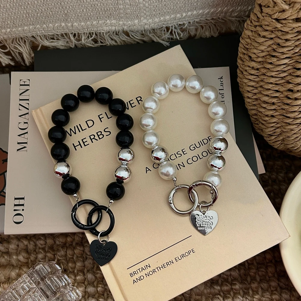 Czarny srebrny pasek do telefonu Y2K Fashion Love Heart bransoletka z koralików wisiorek smycz luksusowy design Anti-Loss smycz do torby wisiorek nowość