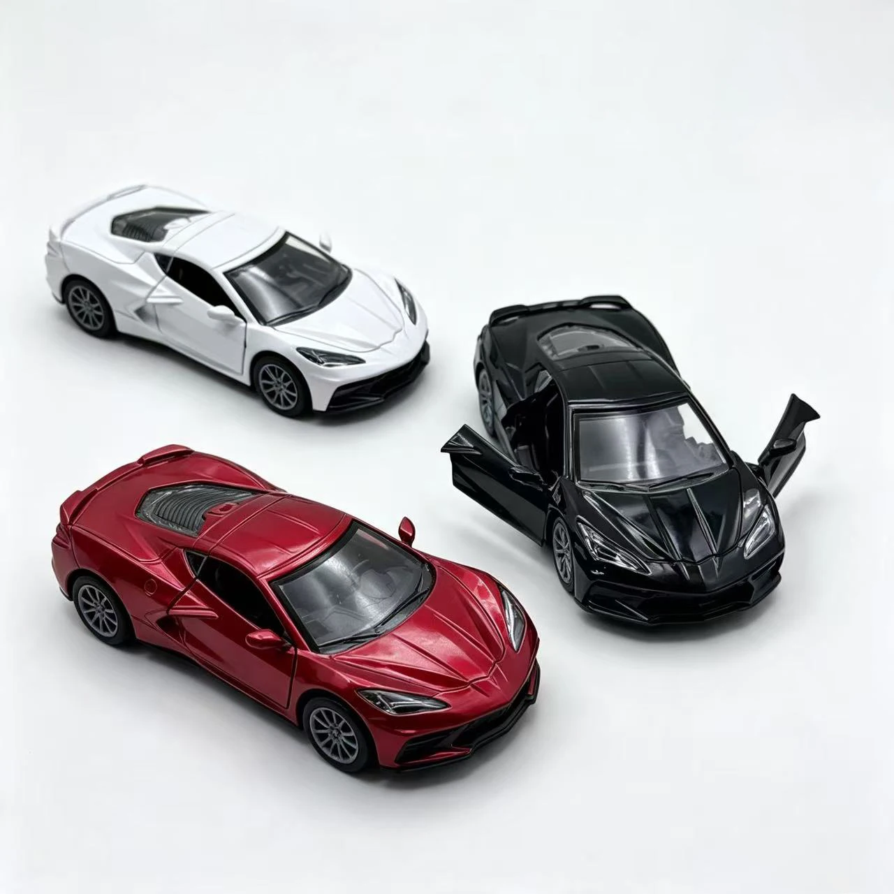 Scale Cast Simulation Alloy Toy Car Door Can Be Opened Pullback Drive Collectible Model Vehicle Toy for Kids - view 3