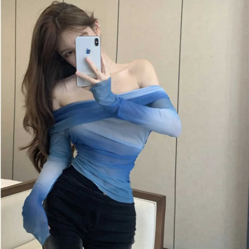 

Женская сетчатая базовая блузка Pure Desire с градиентным эффектом, нежная и милая, с открытым плечом, длинным рукавом, подчеркивающая ключицы, для ношения как верхняя одежда или под одежду