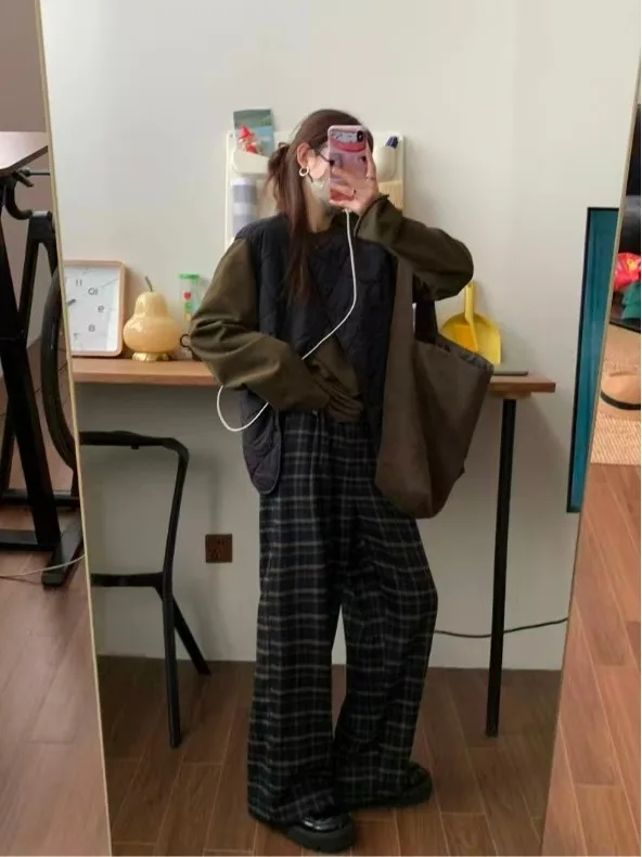 Gilet Svel casual allentato da donna Autunno Inverno Nuovo modello Sle Diamond Warm Top Versatile imbottitura per l'ombro Jaet