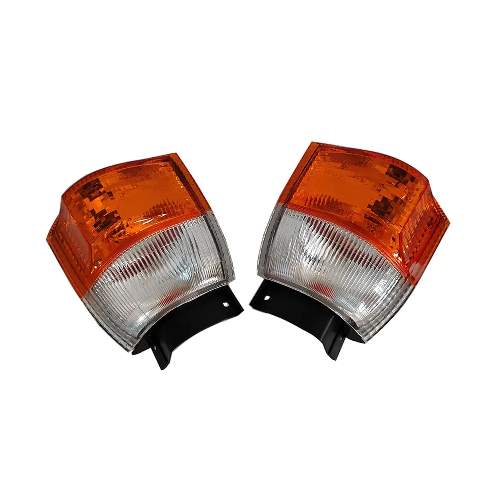 

A Pair Car Turn Signal For Nissan ATLAS F23 1990 TO 1994 Van Corner Lamp