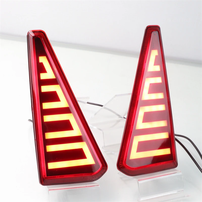 2PCS Car flashing LED Reflector Lamp Rear Fog Lamp Bumper Light Brake Warning Light For Toyota NOAH VOXY 80 Series