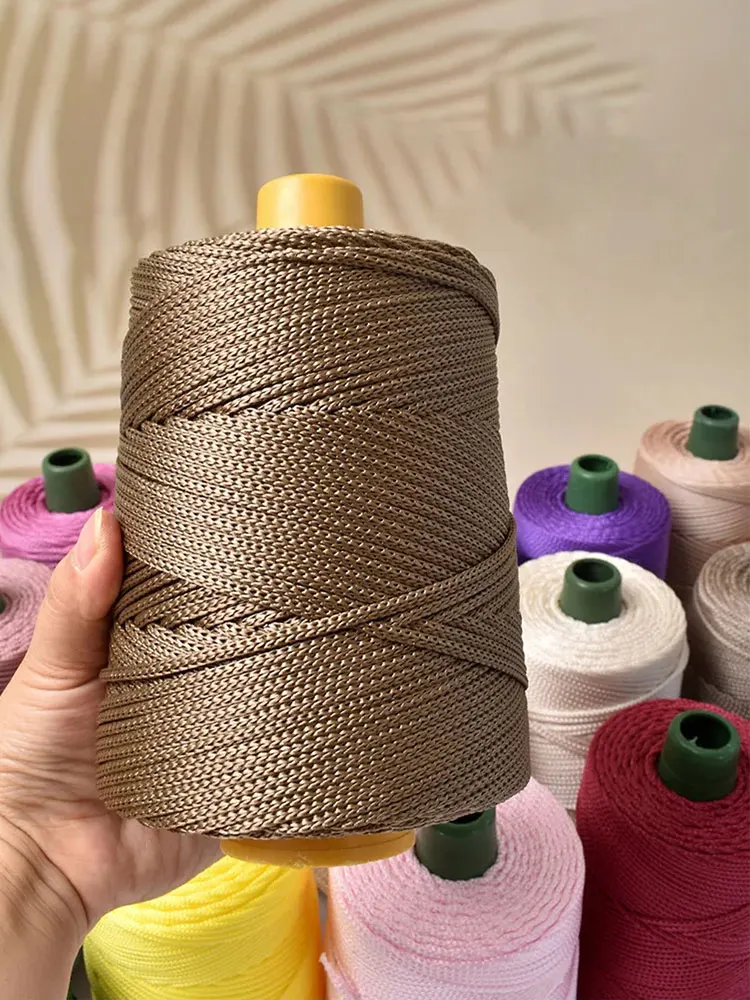 Nuevo hilo ligero de seda helada para verano, ideal para manualidades DIY: sombreros de sol, bolsos, zapatos, cojines, cuerda artesanal y cojines de ganchillo de lana hueca