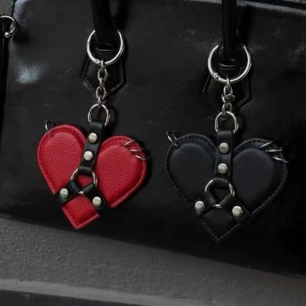 Fashion Y2K Rivet Heart Bag Charm Punk Gothic Leather Heart Keychain Black Red Bag Pendant Bag Hanging view 2