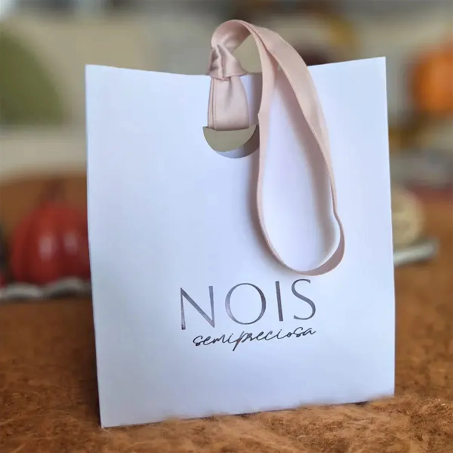 50 قطعة بو الجلود فو مخصص أكياس تغليف المجوهرات أكياس المفاجئة شعار مخصص أكياس المغلف ستوكات رفرف حقائب جلدية تنقش لو