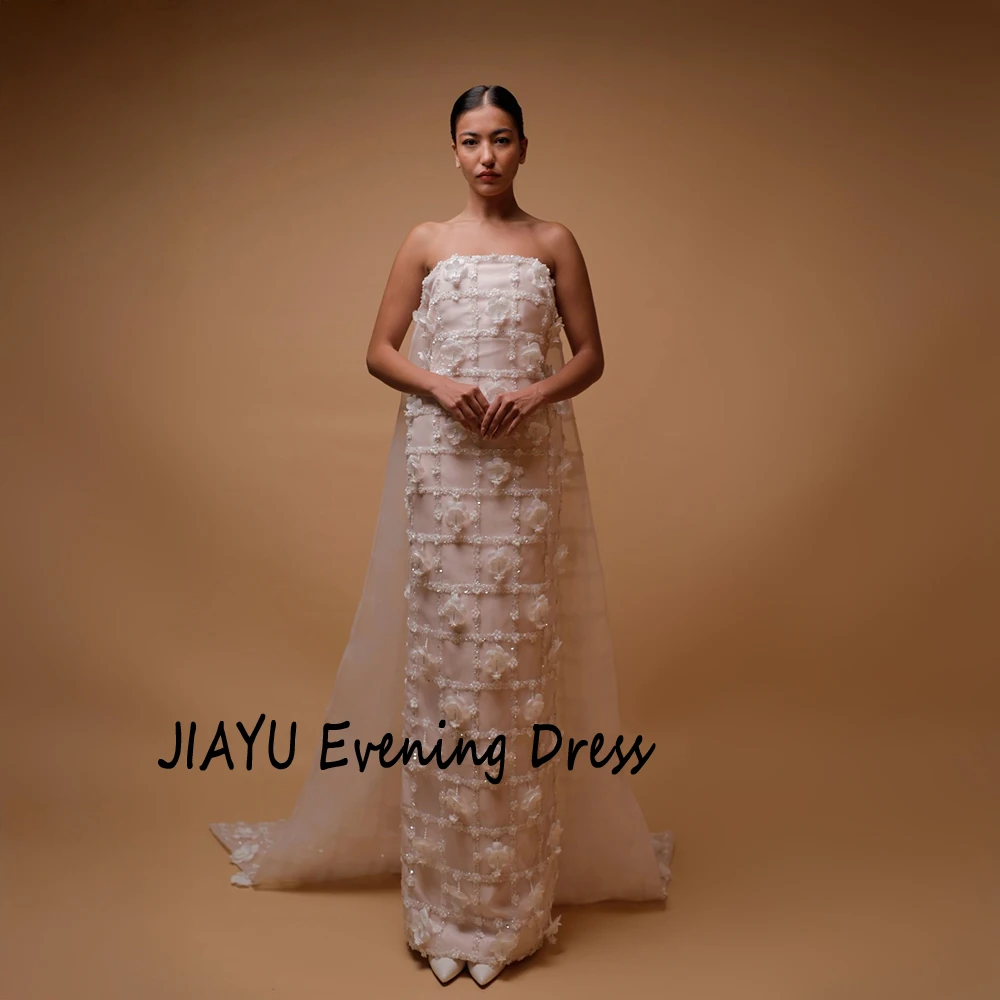 Suknia wieczorowa bez ramiączek, luksusowa, bez rękawów, z aplikacjami, z trenem, z odkrytymi plecami, prosta, do ziemi, na studniówkę.