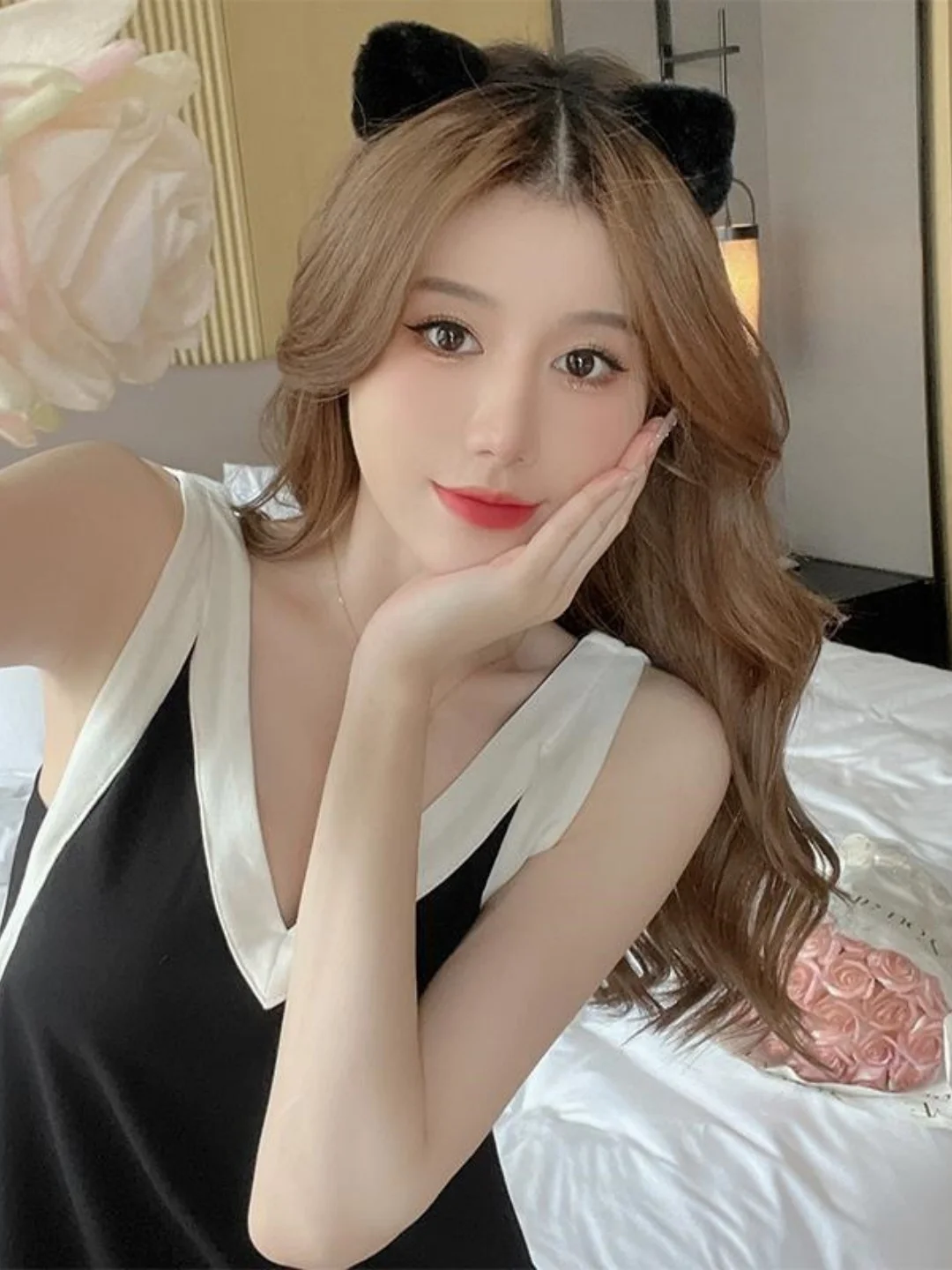 

Sweet V-Neck Sleeveless Summer Thin Home Clothes for Women Special Large Size Sleepwear Dress Youthful Style Casual Home Scene