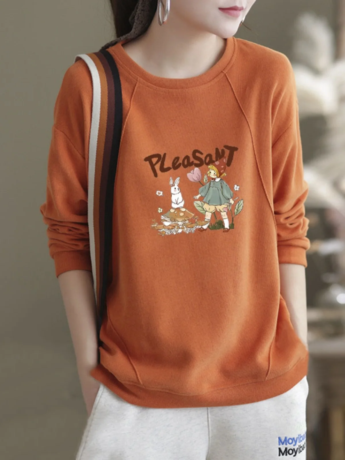 Slimming Effect Long Sleeve round Neck Casual Loose Fit Sweatshirt Women's Fashionable Versatile Base Layer Top