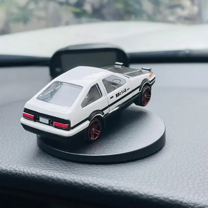 Berputar AE86 Drift mobil ornamen giroskop Model mobil klasik patung balap Drifting dasbor ornamen hadiah untuk pria anak laki-laki