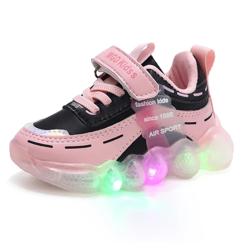 New Children's Sports Shoes Boys and Girls LED Light Shoes Fashion Kid's Illuminated Casual Sneakers Aged 1-6 Years Old