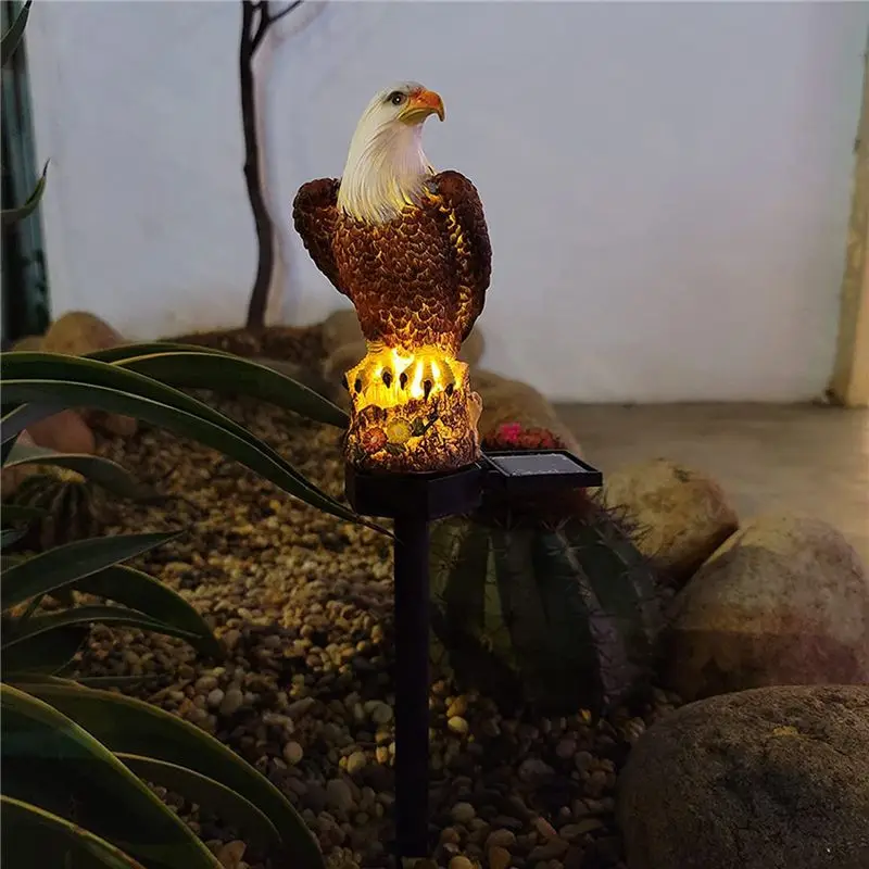 A33R-Solar Garden Light Resin Bald Eagle Figurine Dusk Dawn Solar Yard Light Animal Solar Stake Light Outdoor Decorative