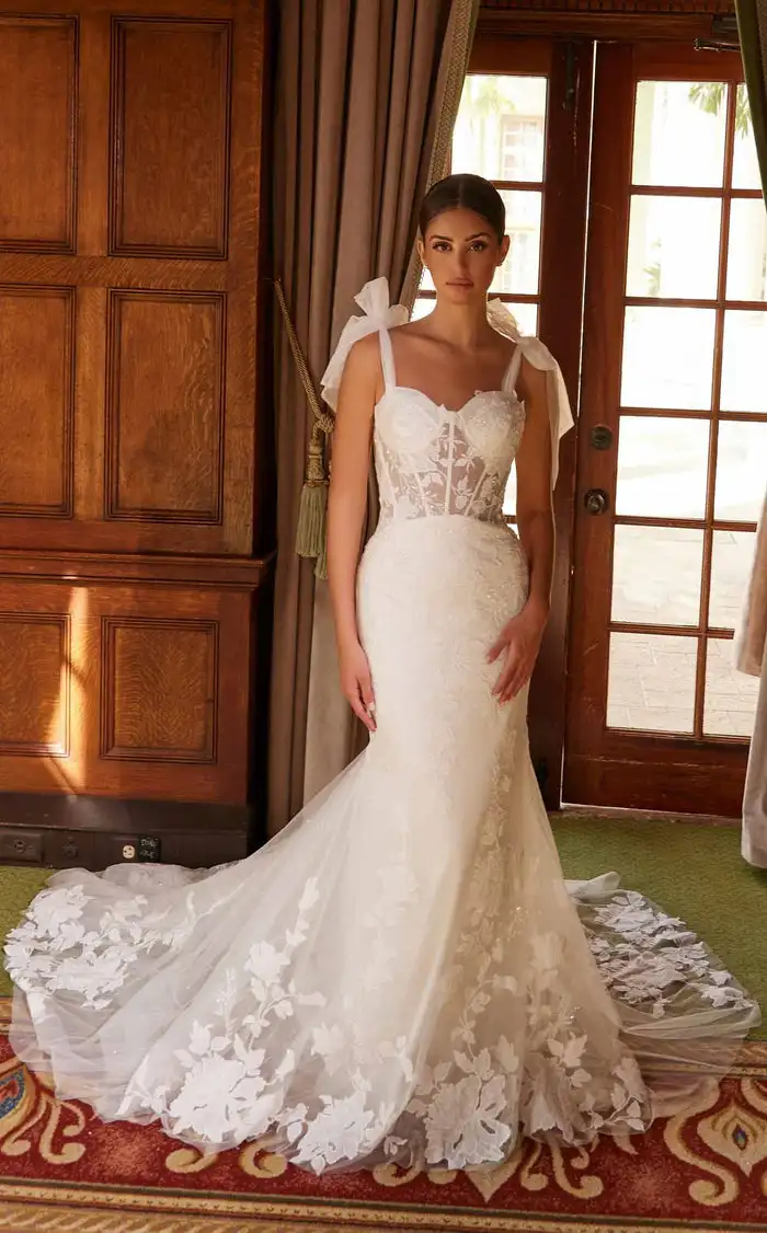 

Customized Modern Style Tulle Applique Pleat Bow Trumpet Sheer Straps Long Dresses Bespoke Occasion Dresses Exquisite Matching