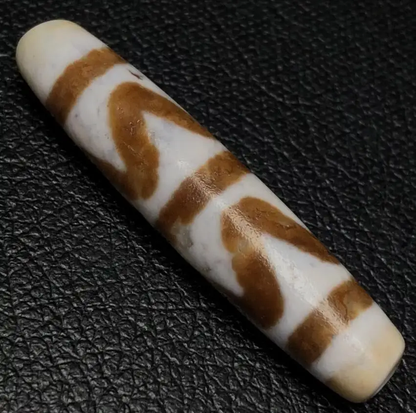 

Himalayan Ancient Tibetan DZI Beads Old Agate Tiger Tooth Totem Amulet Pendant