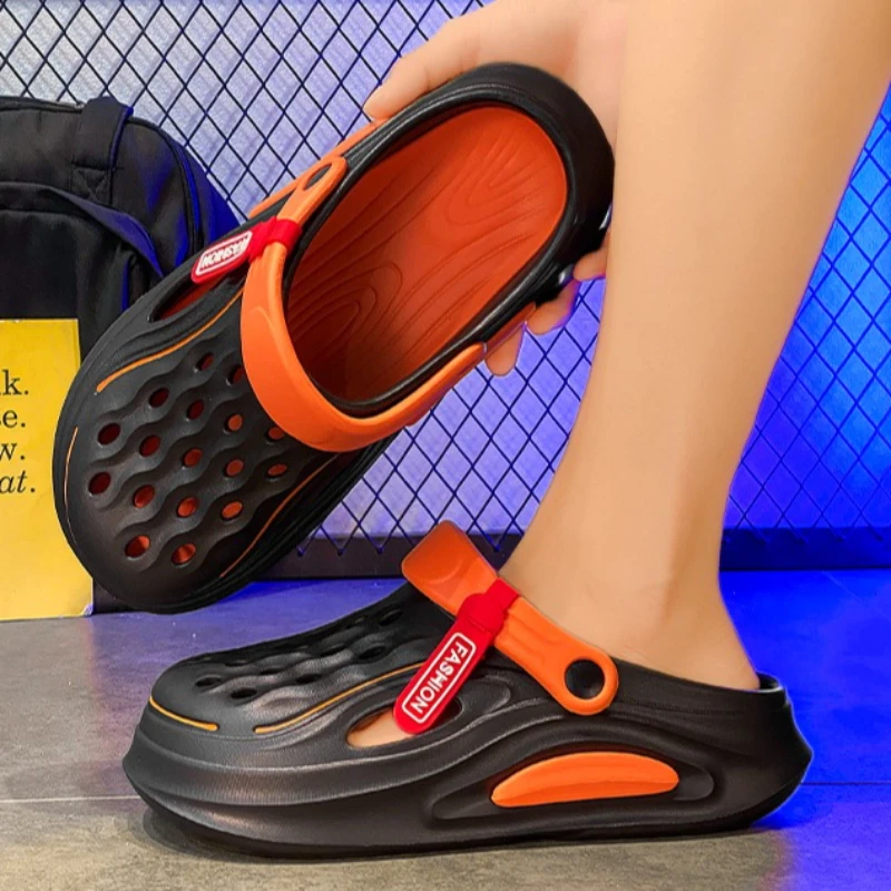 

Summer Men's Sandals with Color Blocks Soft Lightweight Perforated and Breathable Fashionable Indoor Casual Beach Slippers