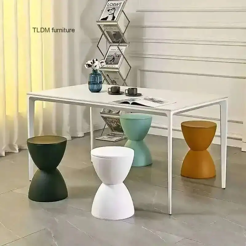

Low Plastic Nordic Stools Creative Room Living Furniture Home Entrance Ottomans Hallway Shoe Changing Stool for Bedroom Portable