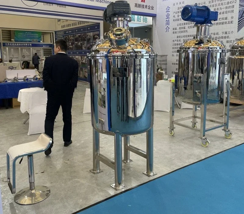 Stainless steel vacuum transfer kettle, reaction kettle, lithium battery rubber tank, liquid mixing tank