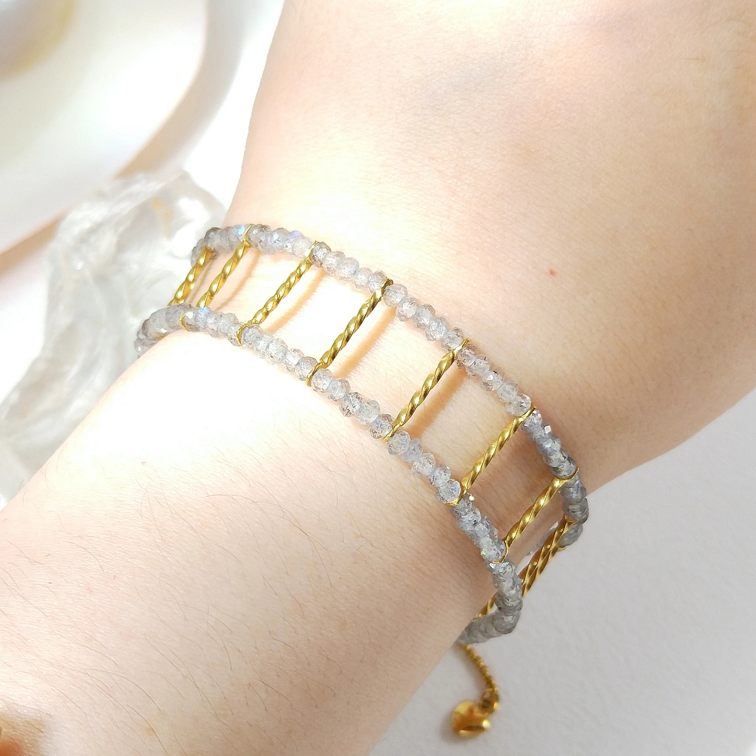 

Lii Ji Лабрадорит Золотой браслет из нержавеющей стали 18,5 + 4,5 см Браслет ручной работы