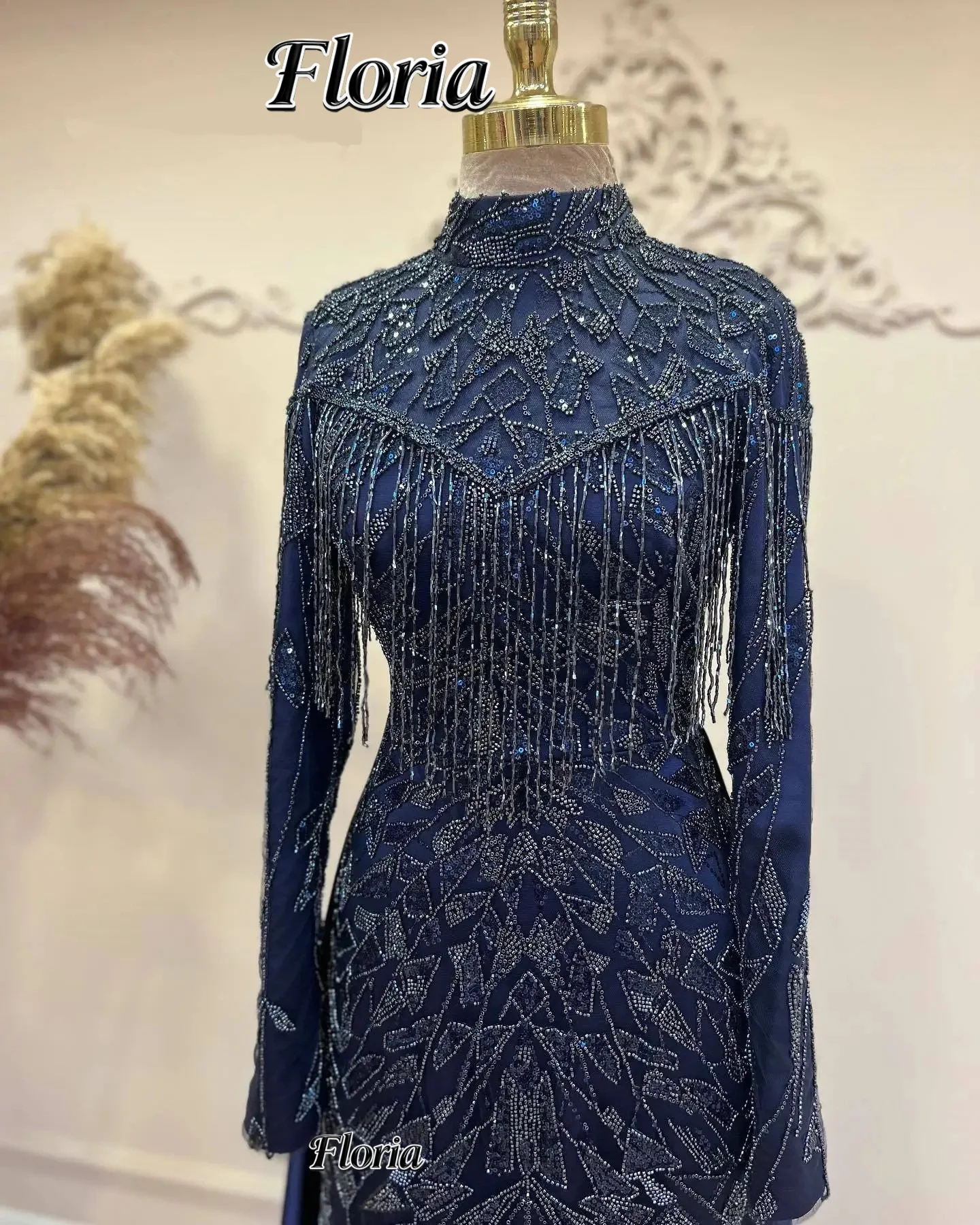 

Plus Size Navy Blue Prom Dresses Champagne Sparkly Wedding Party Wear Gowns Customized Beaded Muslim Dresses Long Sleeve Robes